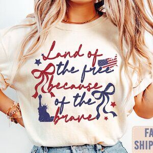 Red White & Blue Land Of The Free Because of The Brave USA July 4 Graphic Tshirt